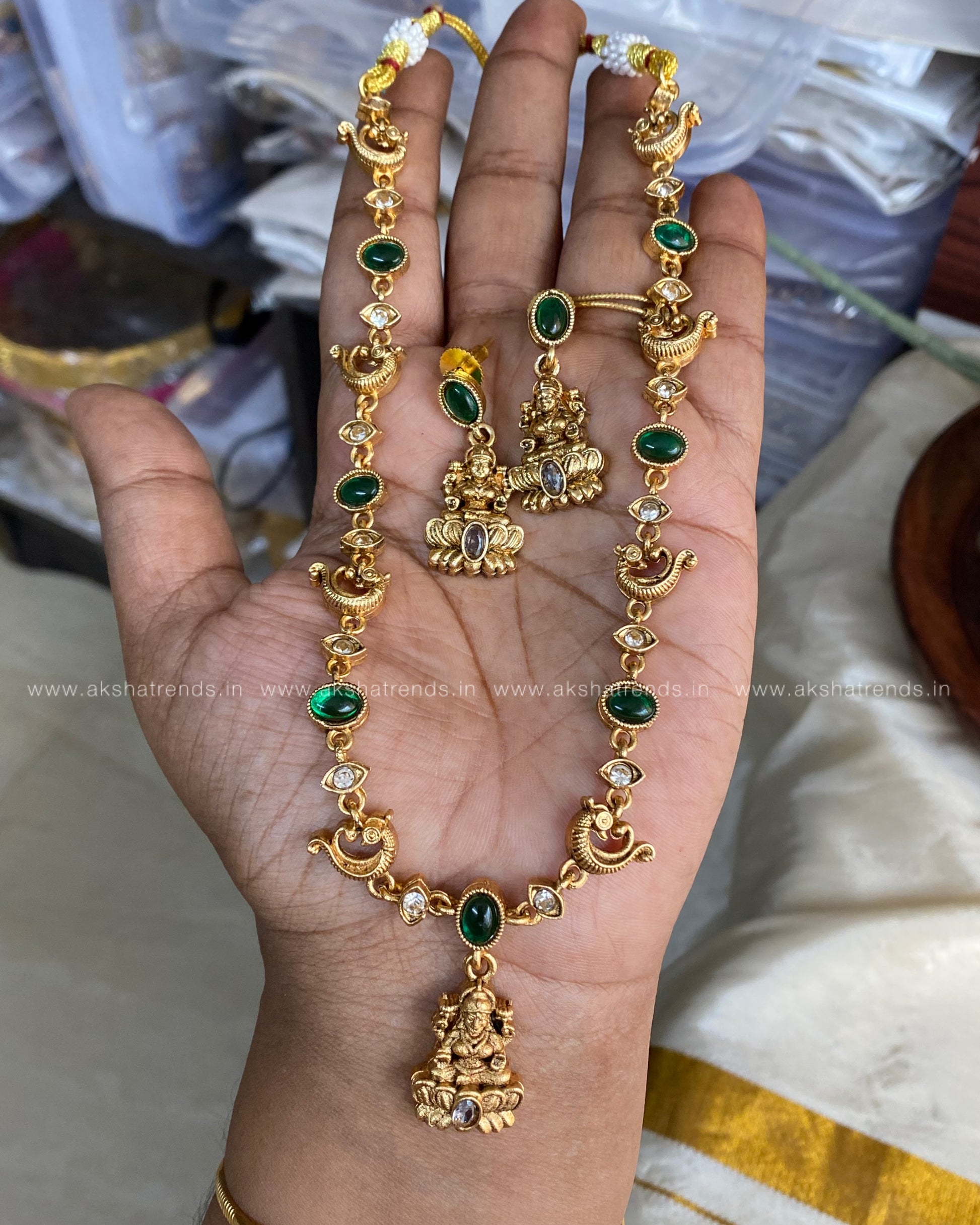 Lakshmi stone necklace -Green Aksha Trends