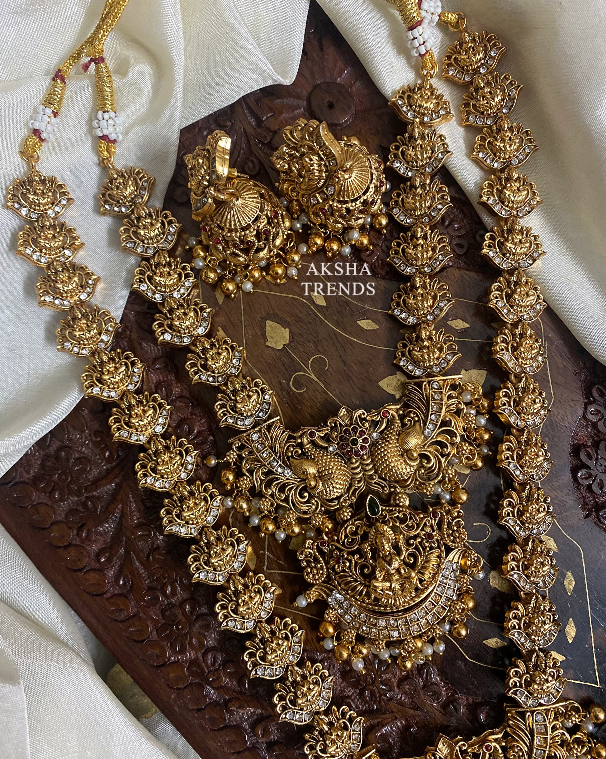 Nagas Temple Bridal Combos -Gold Aksha Trends