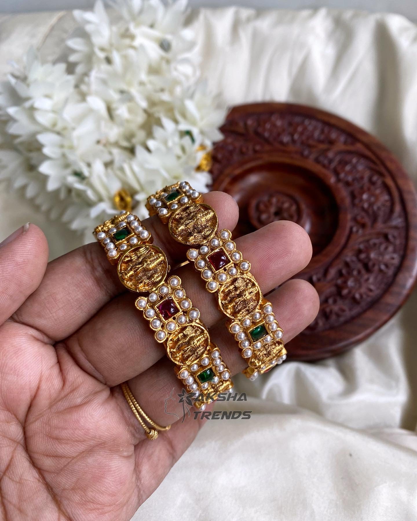 Ramparivar Kemp Matt bangles (2pc) Aksha Trends