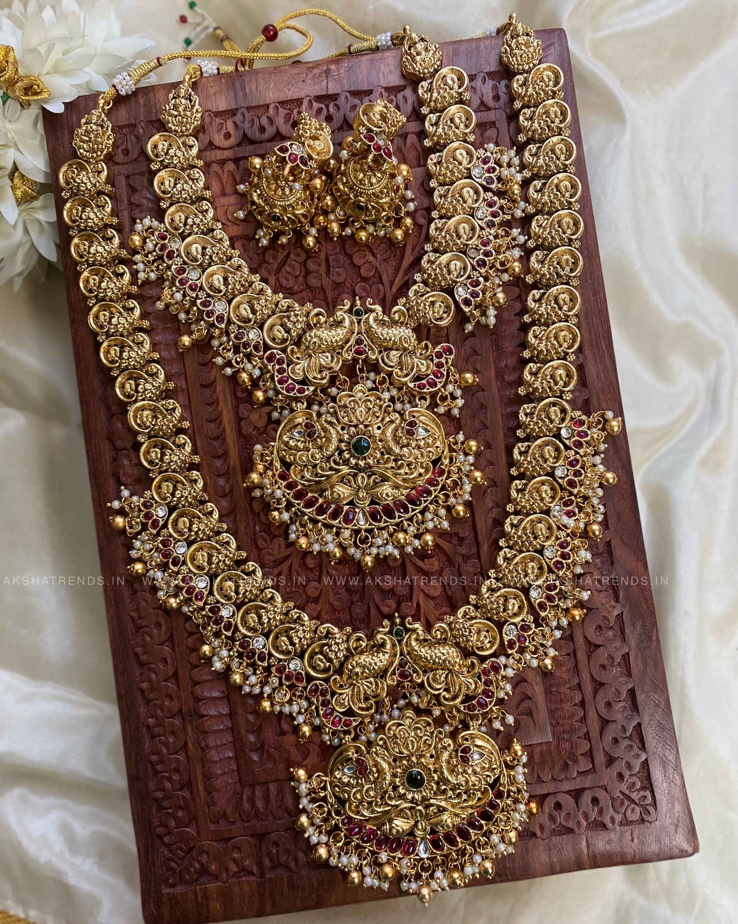 Mayura Grand bridal set -Gold bead Aksha Trends