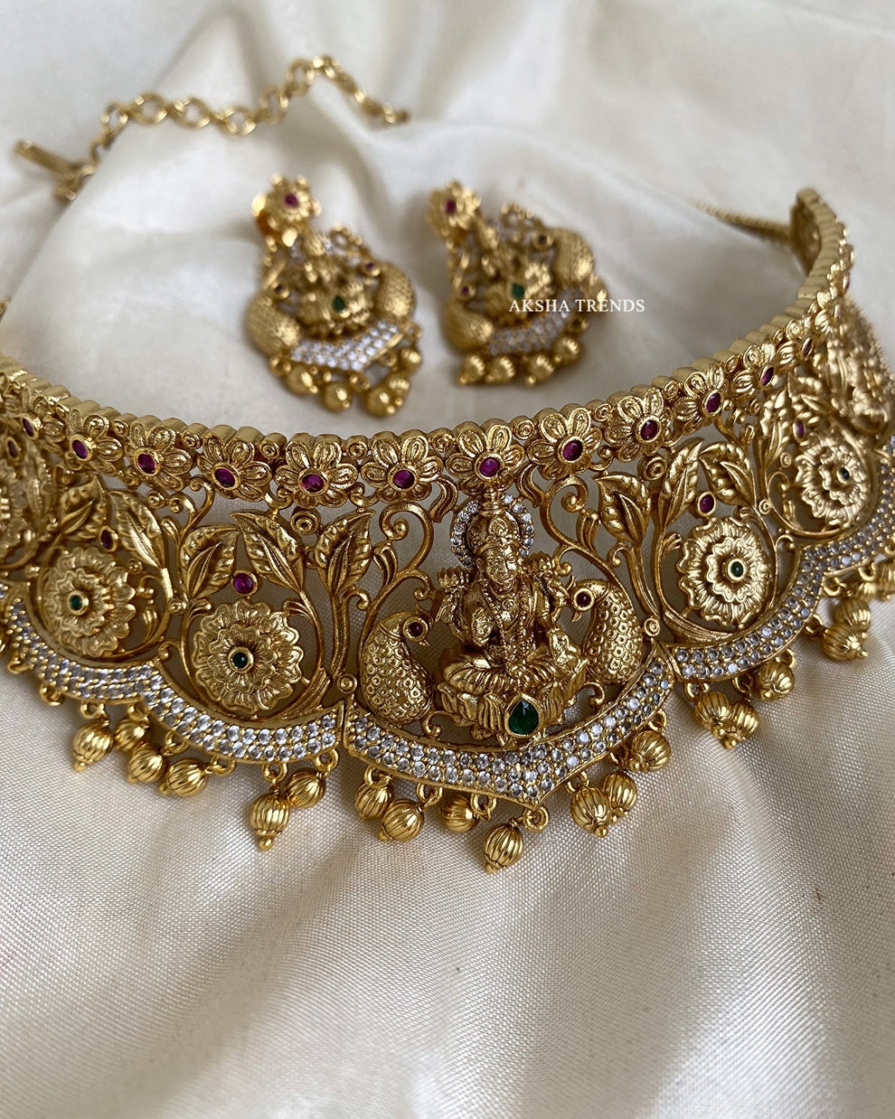 Akshaya Golden bridal choker Aksha Trends 