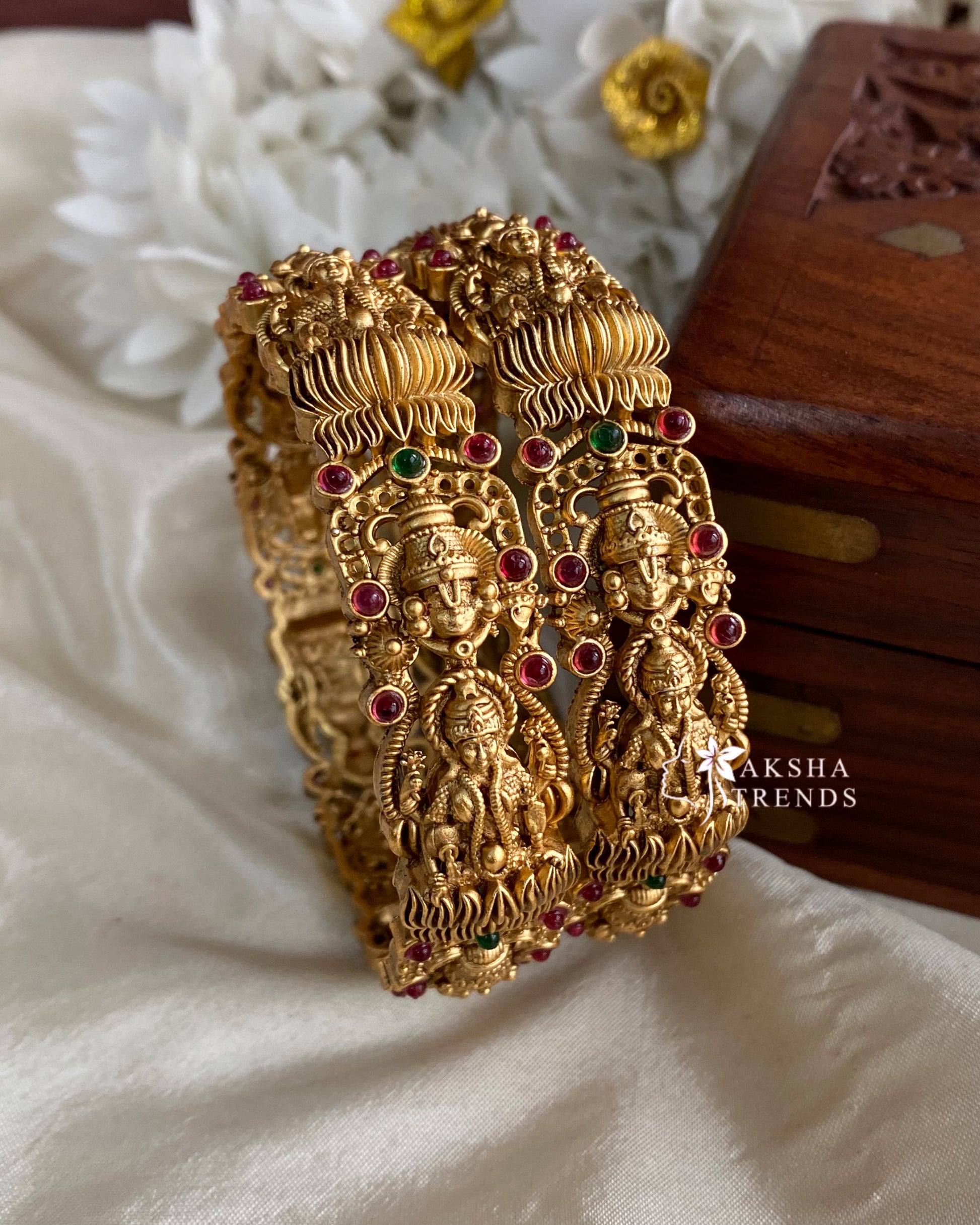 lakshmi with balaji bangles (2pc) Aksha Trends