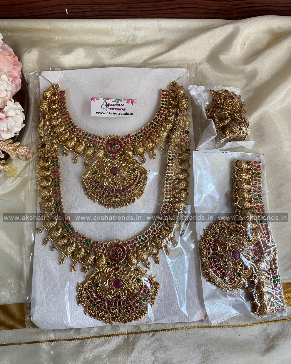 Golden manga bridal set Aksha Trends 