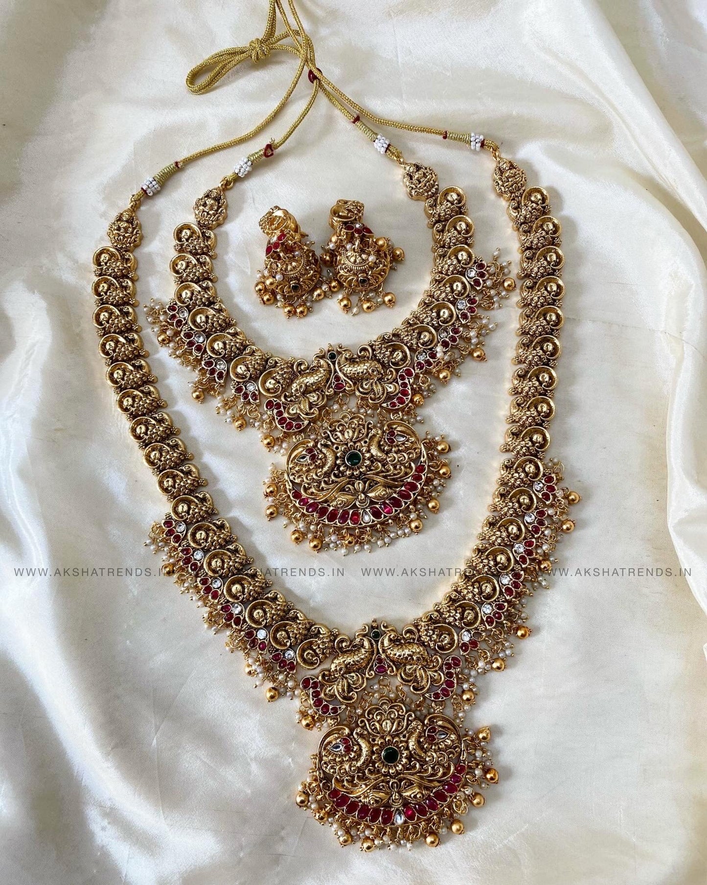 Mayura Grand bridal set -Gold bead Aksha Trends