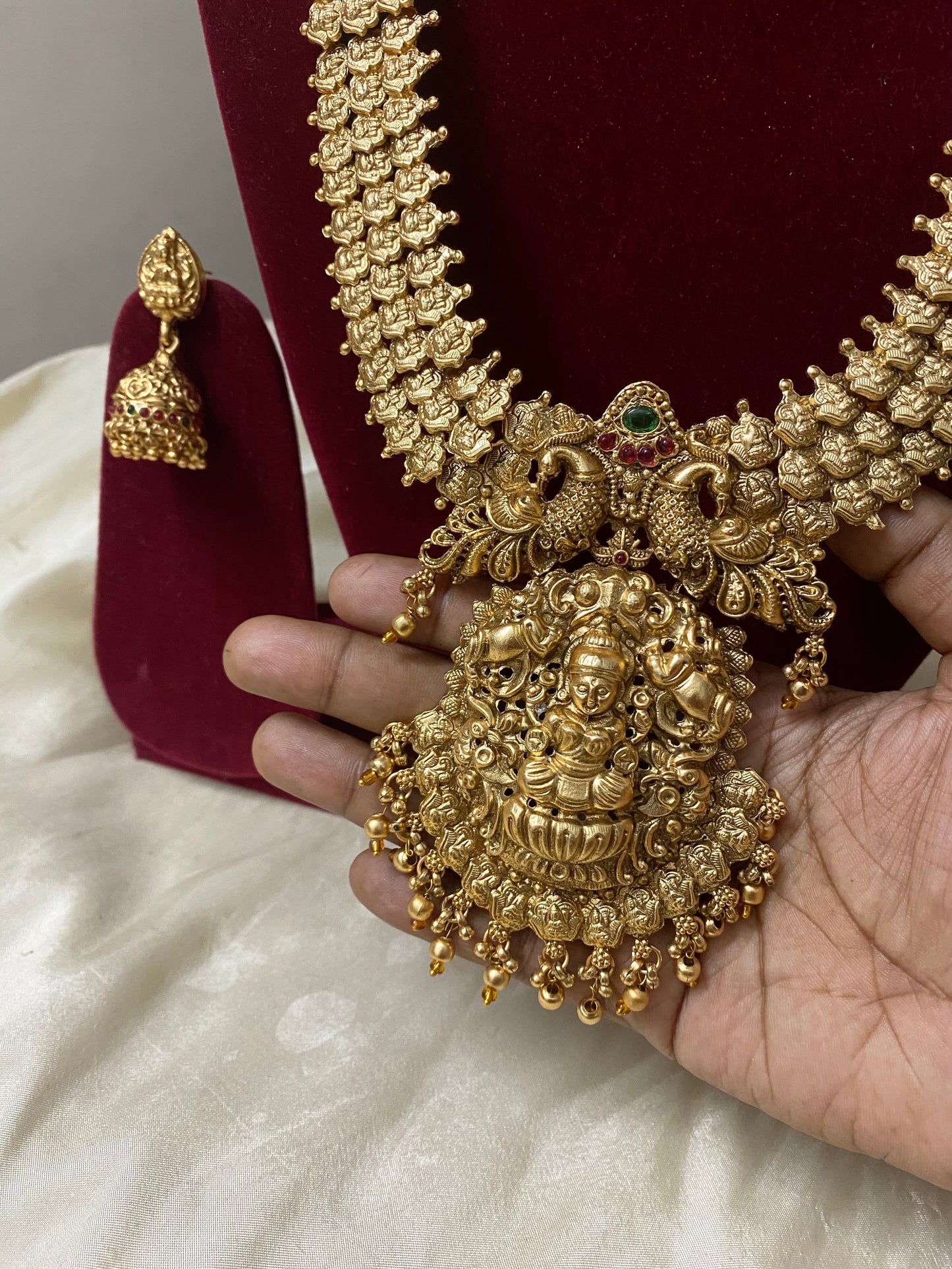 Grand bridal heavy haram -Gold Aksha Trends