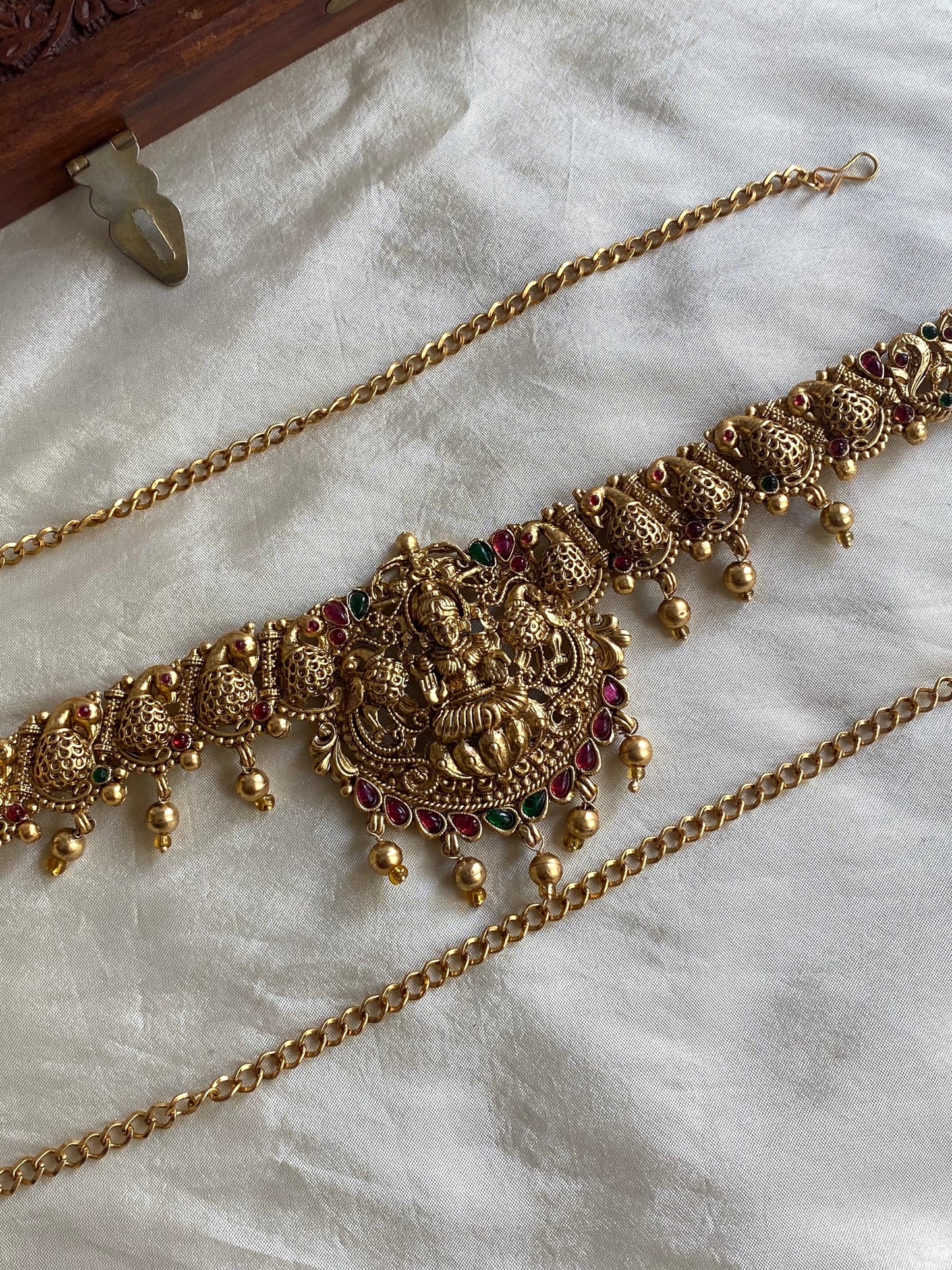 Antique kemp Hipchain Aksha Trends