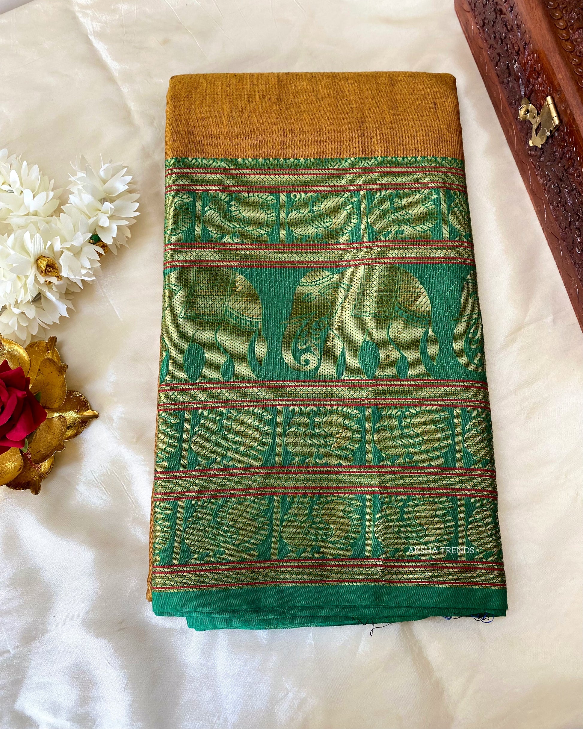 Narayani Pattu Saree Aksha Trends