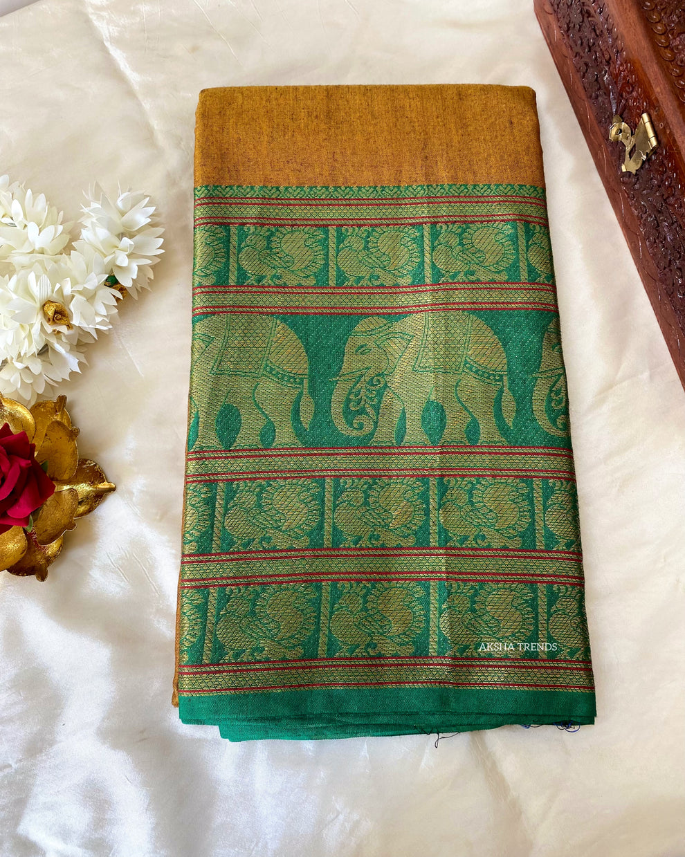 Narayani Pattu Saree Aksha Trends 