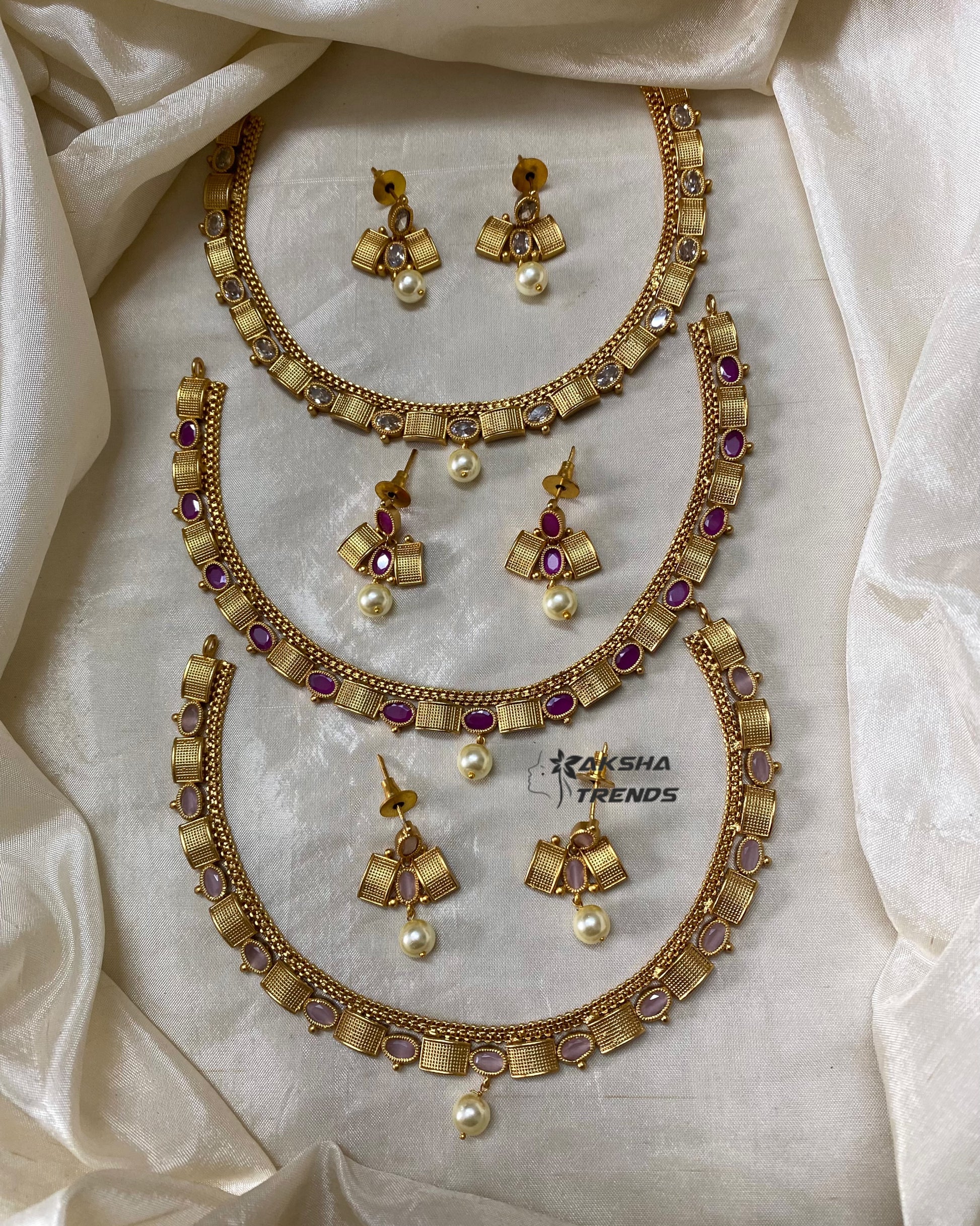 Golden stone necklace Aksha Trends