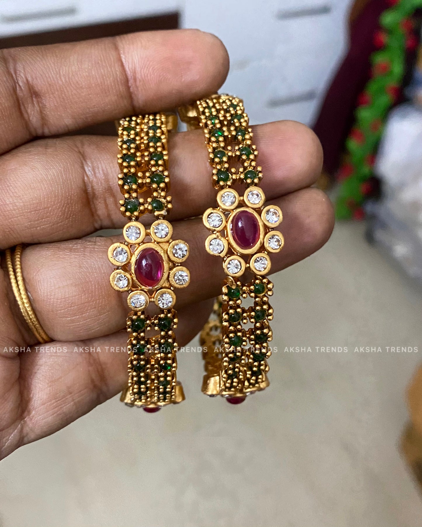 Antique floral stone bangles Aksha Trends