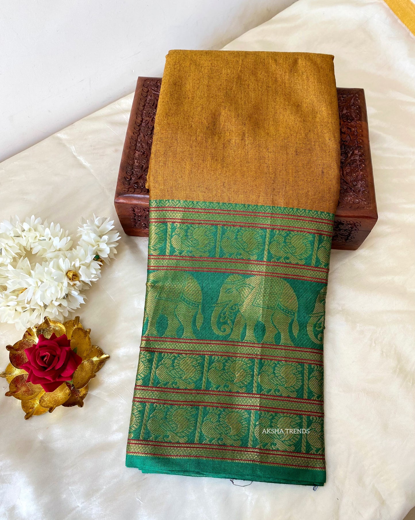 Narayani Pattu Saree Aksha Trends