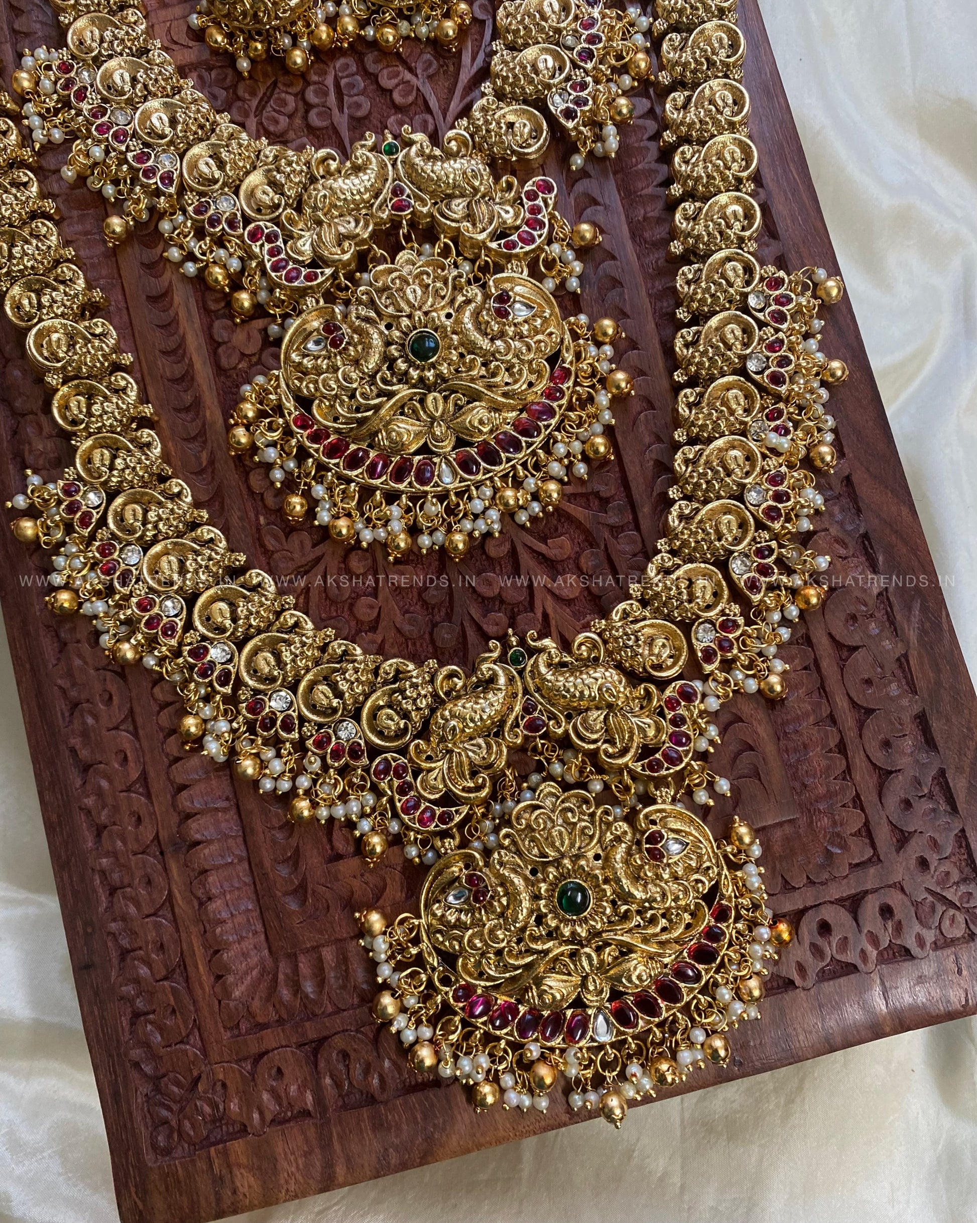 Mayura Grand bridal set -Gold bead Aksha Trends