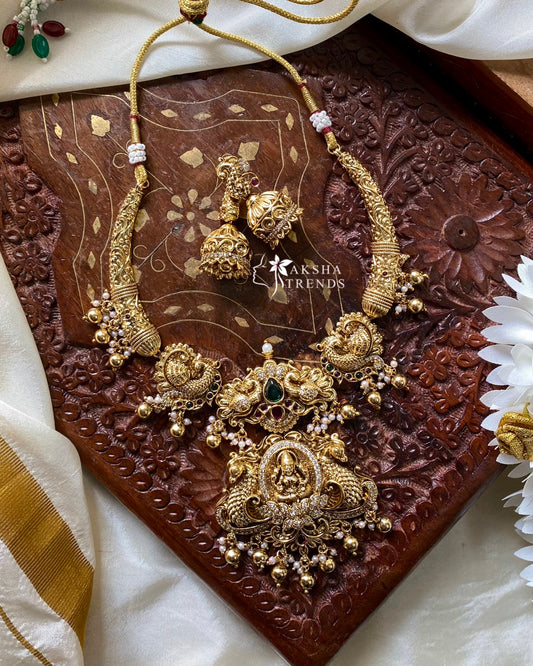 Golden Bridal Necklace Aksha Trends