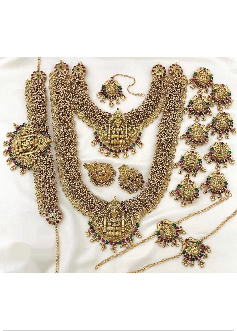 Bridal jewellery with cluster gold beads Aksha Trends 