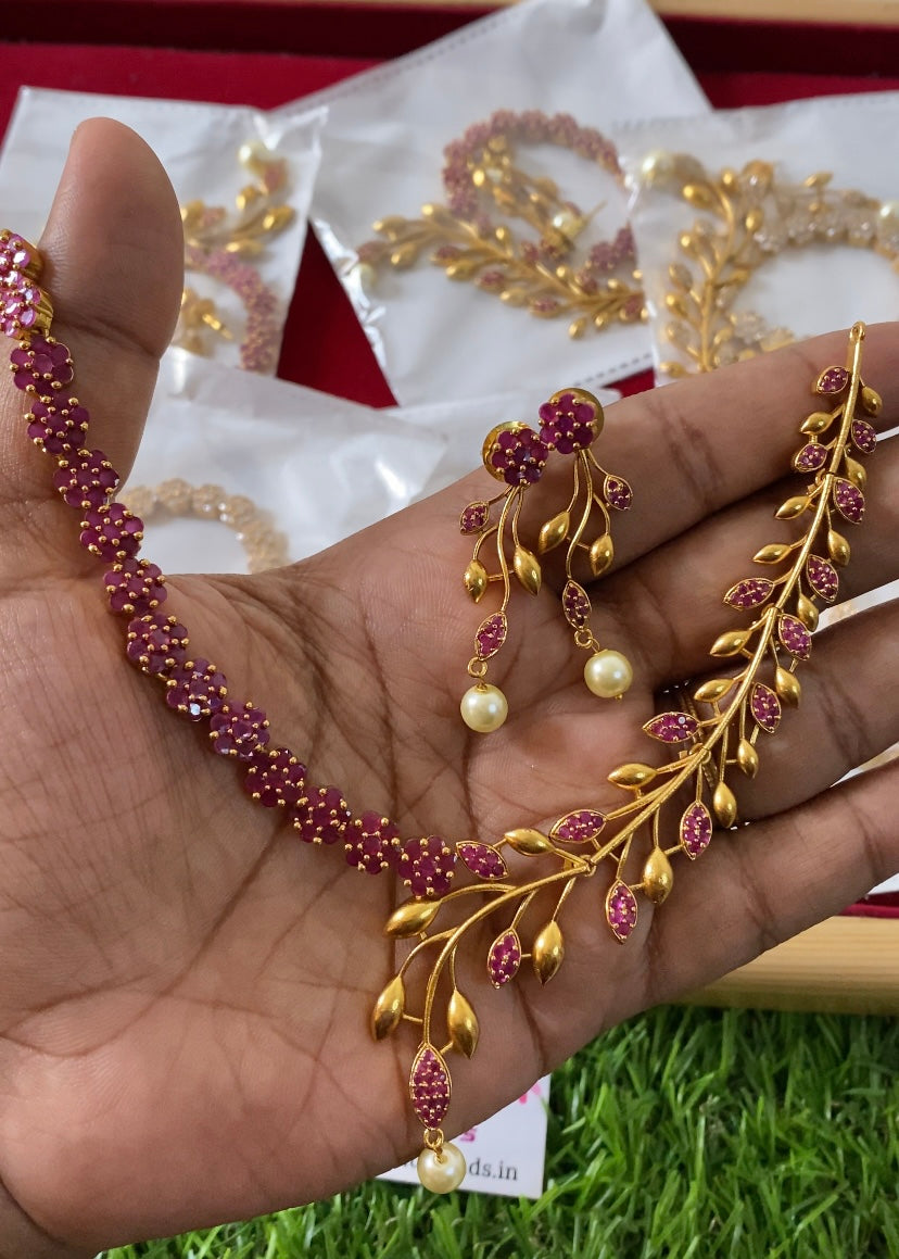 Goldplated diamond necklace -ruby Aksha Trends