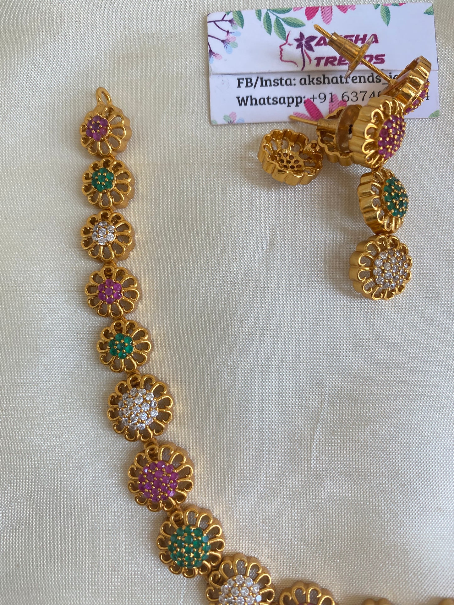 Golden floral AD necklace Aksha Trends