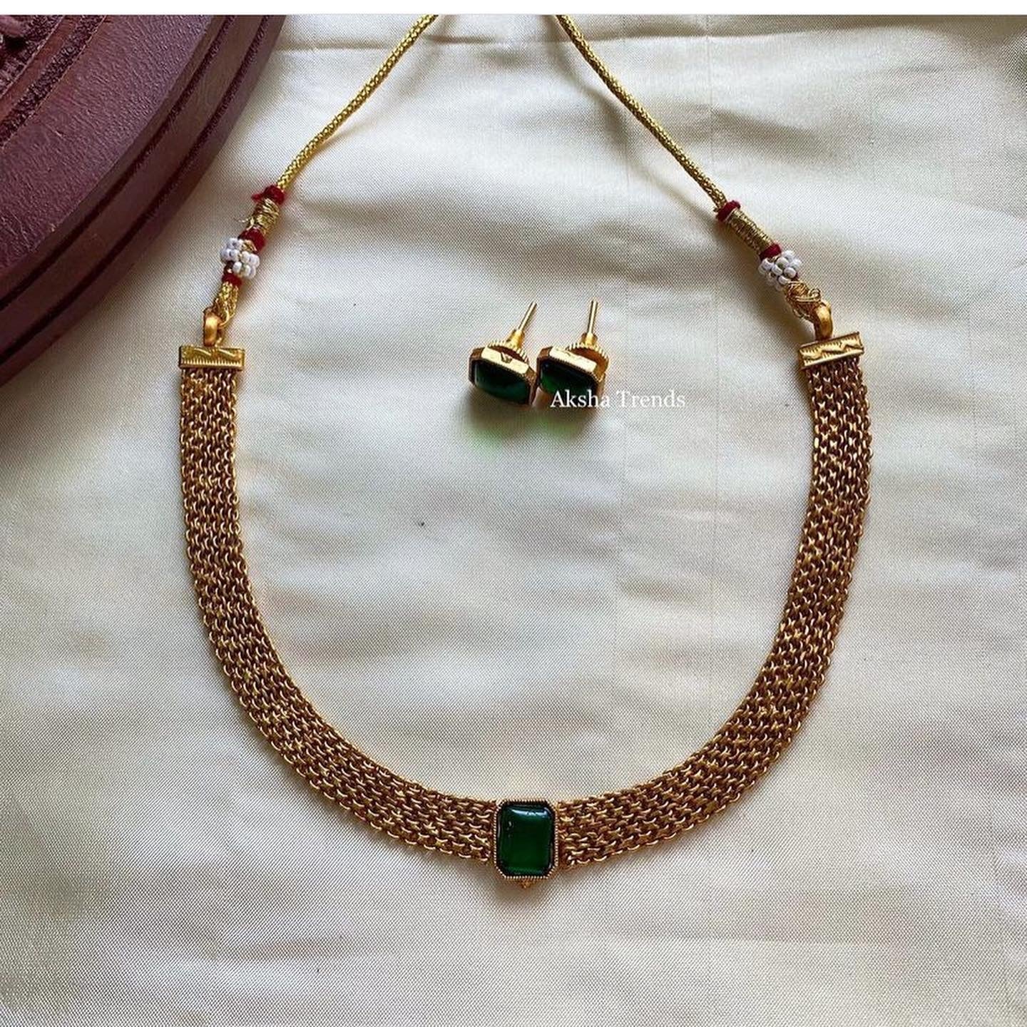 Golden chain necklace Aksha Trends